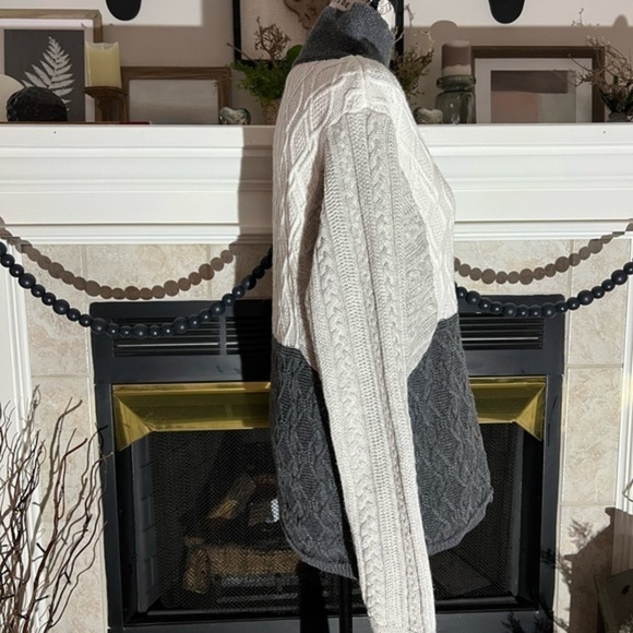 ORLY Block Color Cable Mock Turtleneck Sweater - Picture 6 of 14